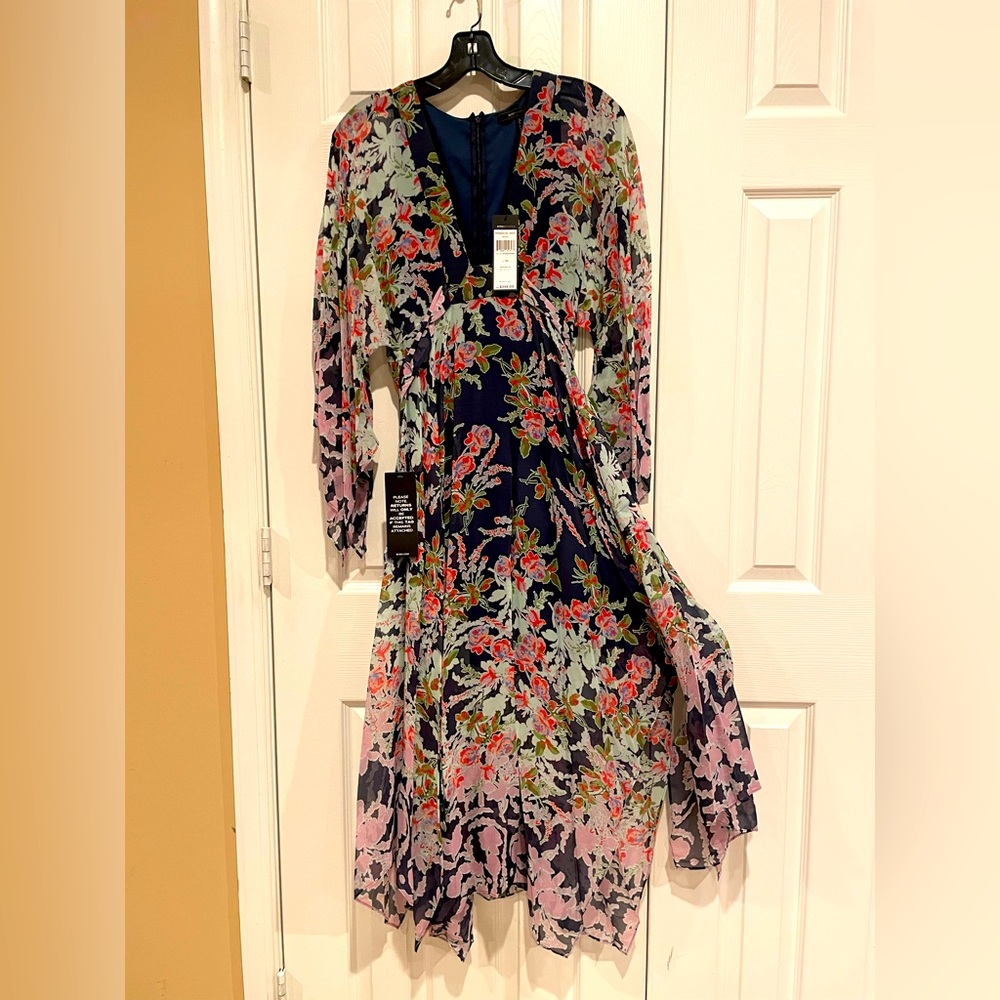 New BCBG Designer floral sexy bohemian dark navy asymmetric hem 3/4 sheer sleeve